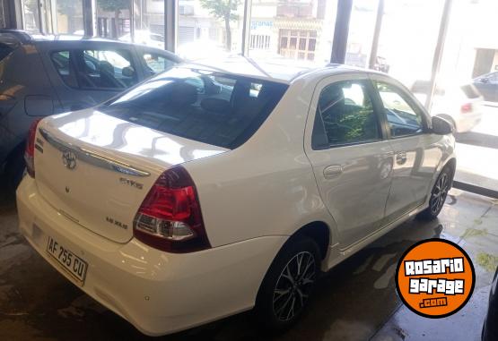 Autos - Toyota Etios 2023 Nafta 66000Km - En Venta