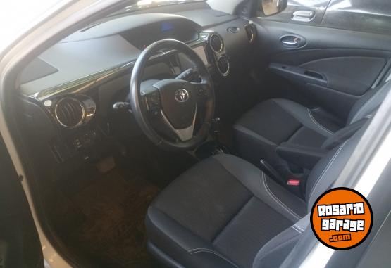 Autos - Toyota Etios 2023 Nafta 66000Km - En Venta