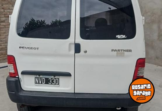 Utilitarios - Peugeot PARTNER 2014 Nafta 140000Km - En Venta