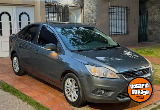 Autos - Ford Focus Ghia 2011 Nafta 170000Km - En Venta