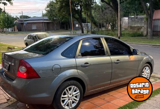 Autos - Ford Focus Ghia 2011 Nafta 170000Km - En Venta