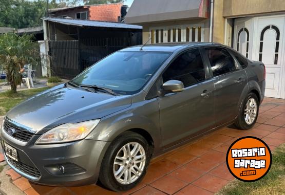 Autos - Ford Focus Ghia 2011 Nafta 170000Km - En Venta