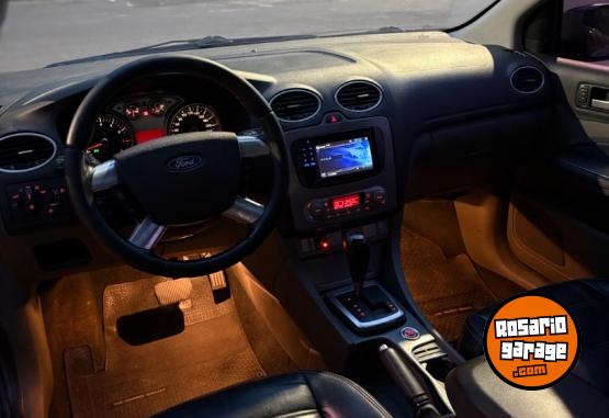 Autos - Ford Focus Ghia 2011 Nafta 170000Km - En Venta