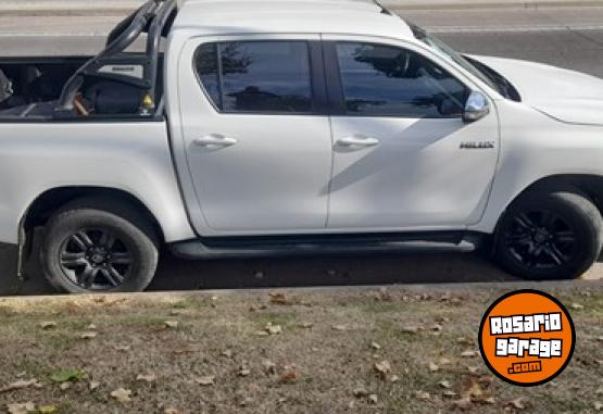 Camionetas - Toyota HILUX 2023 Diesel 1Km - En Venta