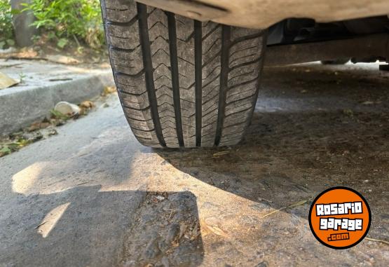 Autos - Volkswagen Suran cross 2018 gnc 2018 GNC 90000Km - En Venta