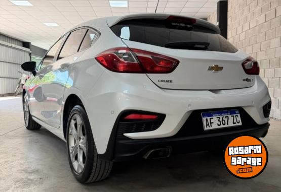 Autos - Chevrolet Cruze LT 2022 Nafta 47000Km - En Venta