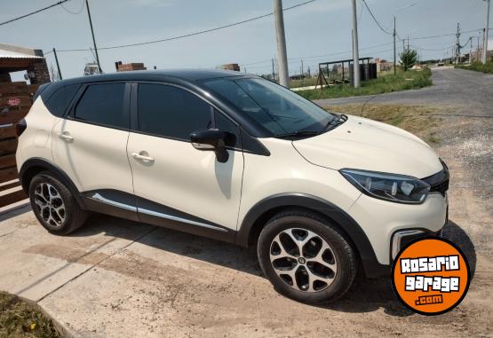 Autos - Renault CAPTUR INTENSE 2.0 2017 GNC 120000Km - En Venta