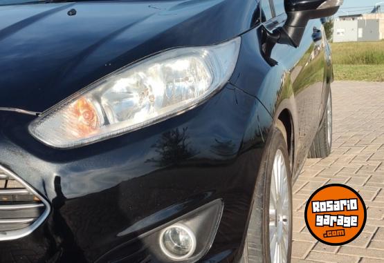 Autos - Ford FIESTA KINETIC SE 2015 Nafta 87000Km - En Venta