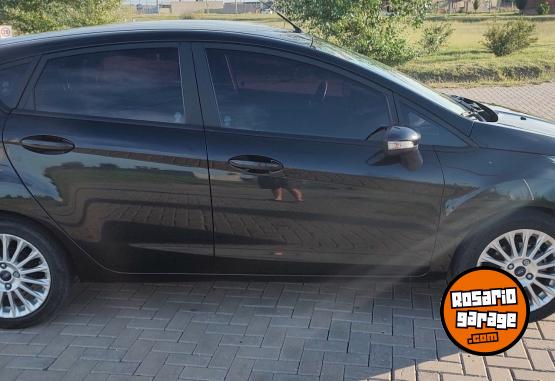 Autos - Ford FIESTA KINETIC SE 2015 Nafta 87000Km - En Venta