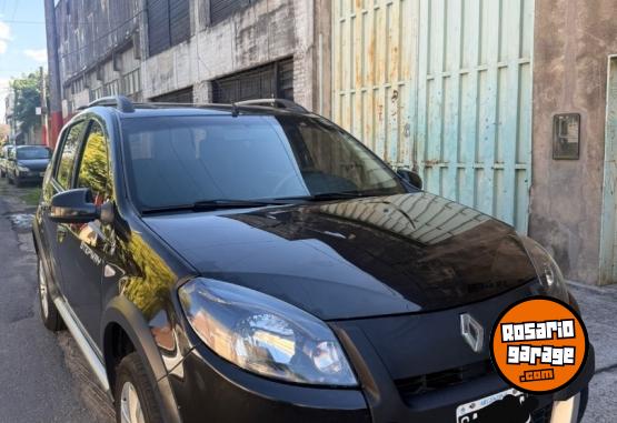 Autos - Renault Sandero 2014 Nafta 121000Km - En Venta