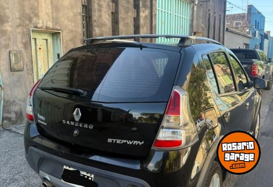 Autos - Renault Sandero 2014 Nafta 121000Km - En Venta