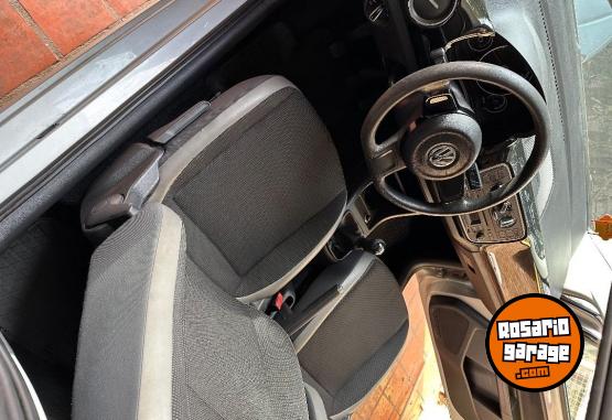 Autos - Volkswagen Up high 2014 Nafta 115000Km - En Venta