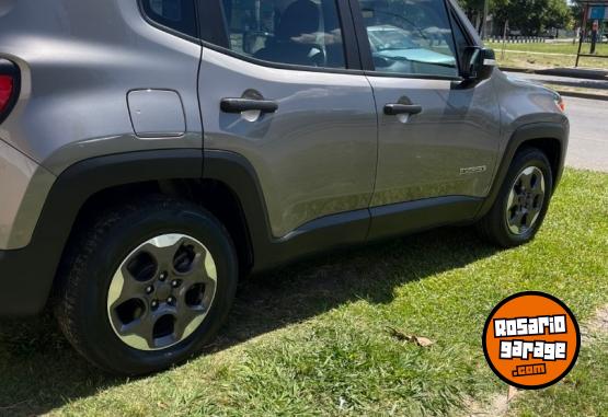 Camionetas - Otra marca Jeep Renegade 2017 Nafta 60000Km - En Venta
