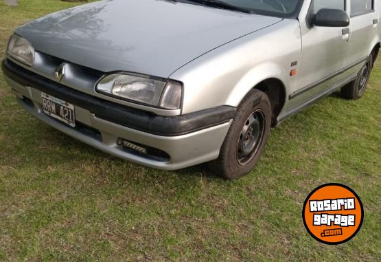Autos - Renault 19 RN 1994 GNC 111111Km - En Venta