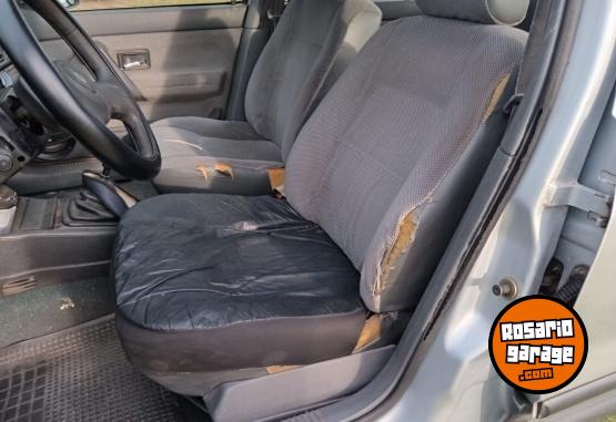 Autos - Renault 19 RN 1994 GNC 111111Km - En Venta