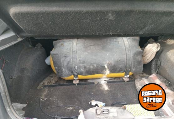 Autos - Renault 19 RN 1994 GNC 111111Km - En Venta