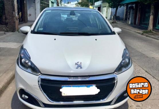 Autos - Peugeot 208 feline 2019 Nafta 102000Km - En Venta