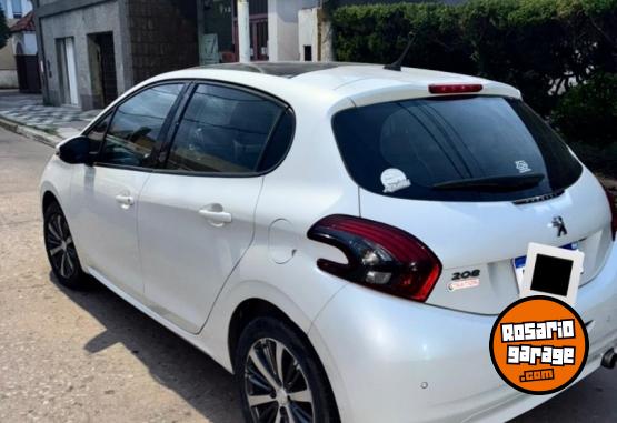 Autos - Peugeot 208 feline 2019 Nafta 102000Km - En Venta