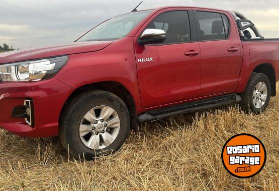 Camionetas - Toyota hilux 2018 Diesel 129000Km - En Venta