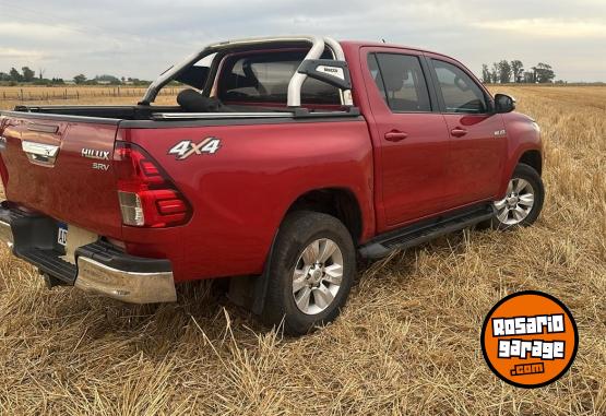 Camionetas - Toyota hilux 2018 Diesel 129000Km - En Venta