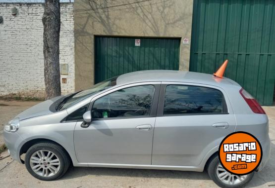 Autos - Fiat PUNTO 2012 GNC 145000Km - En Venta