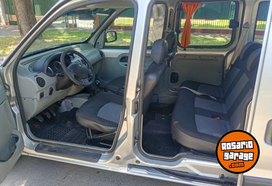 Utilitarios - Renault Kangoo familiar 2012 Diesel 245000Km - En Venta