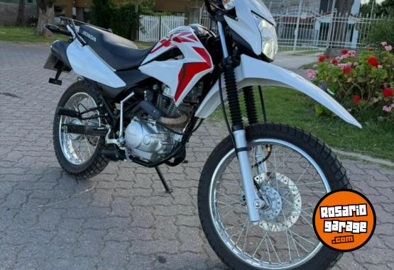 Motos - Honda XR 150 2023 Nafta 8600Km - En Venta