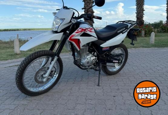Motos - Honda XR 150 2023 Nafta 8600Km - En Venta