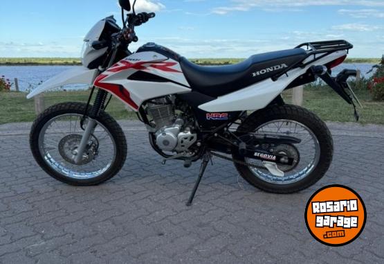 Motos - Honda XR 150 2023 Nafta 8600Km - En Venta