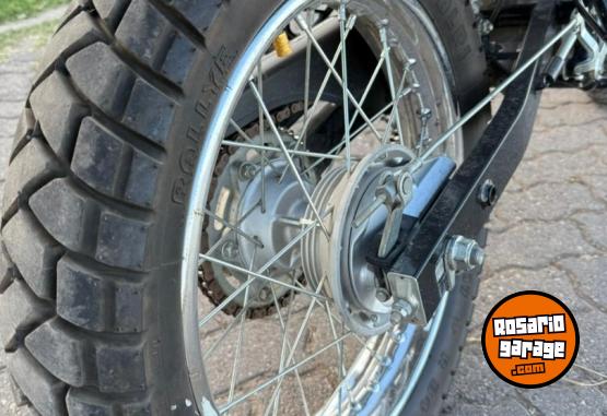 Motos - Honda XR 150 2023 Nafta 8600Km - En Venta