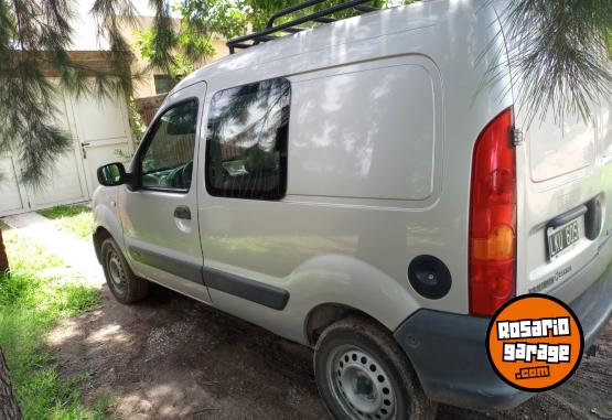Utilitarios - Renault Kangoo 2012 GNC 269000Km - En Venta