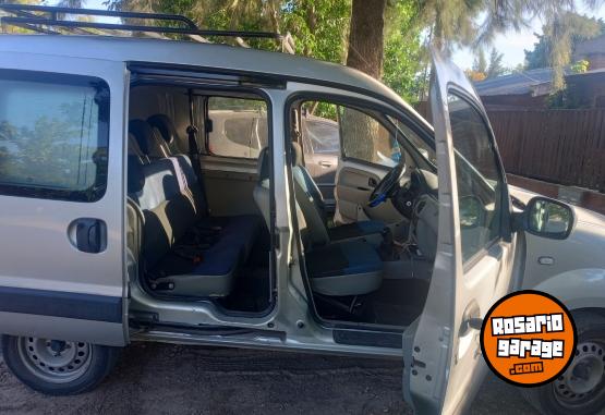 Utilitarios - Renault Kangoo 2012 GNC 269000Km - En Venta