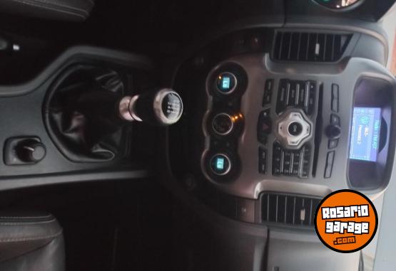 Camionetas - Ford RANGER 4X4 LIMITED 2014 Diesel 236000Km - En Venta