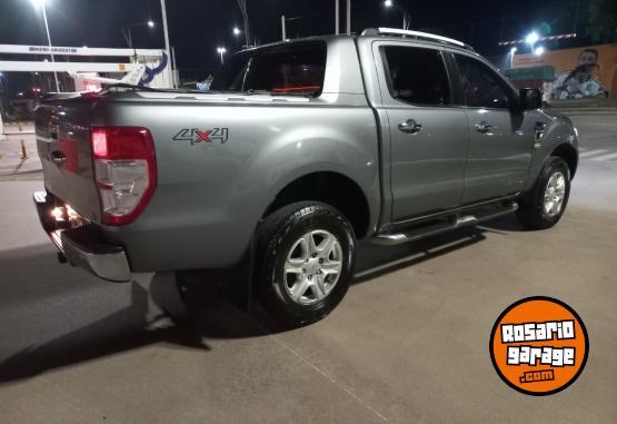 Camionetas - Ford RANGER 4X4 LIMITED 2014 Diesel 236000Km - En Venta