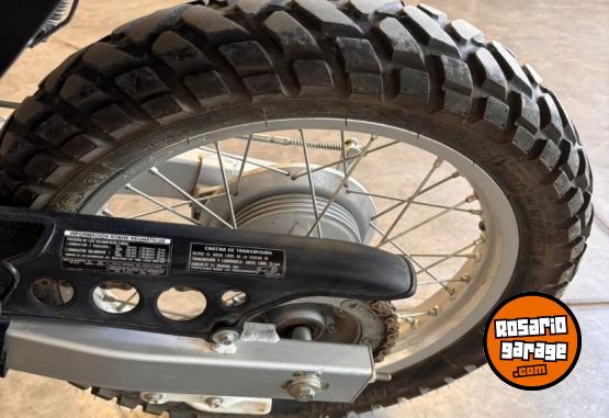 Motos - Honda Tornado XR 2020 Nafta 2750Km - En Venta