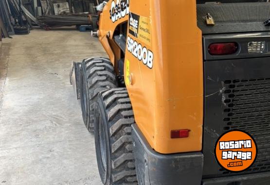Camiones y Gr�as - MINICARGADORA CASSE SR200 - En Venta