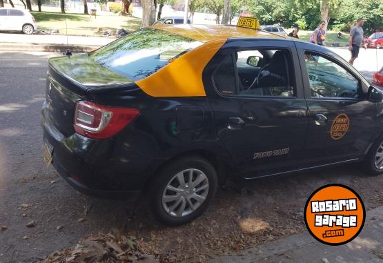 Autos - Renault Logan 2016 GNC 100000Km - En Venta