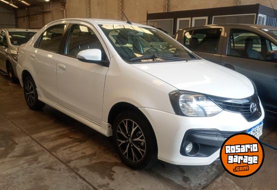 Autos - Toyota Etios 2023 Nafta 66000Km - En Venta