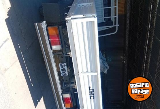 Camiones y Grúas - Hyundai hd65 - En Venta