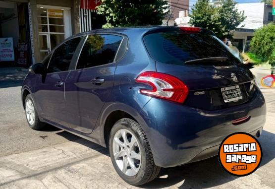 Autos - Peugeot 208 Allure Nav Touch 2014 Nafta 96500Km - En Venta