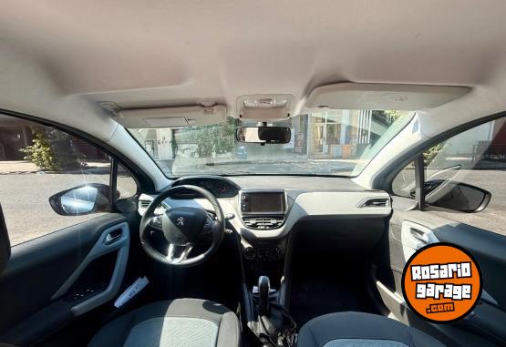 Autos - Peugeot 208 Allure Nav Touch 2014 Nafta 96500Km - En Venta