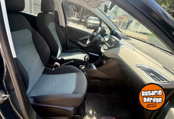 Autos - Peugeot 208 Allure Nav Touch 2014 Nafta 96500Km - En Venta