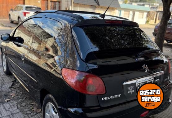 Autos - Peugeot 206 xs premium 2005 Nafta 121000Km - En Venta