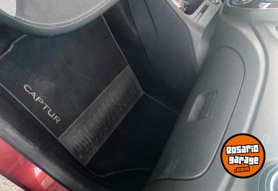 Autos - Renault Captur 2017 Nafta 85000Km - En Venta