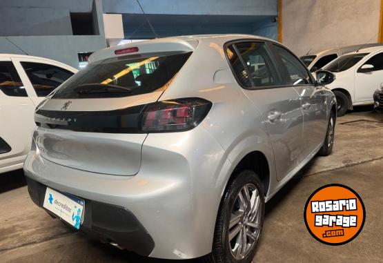 Autos - Peugeot 208 2022 Nafta 63000Km - En Venta