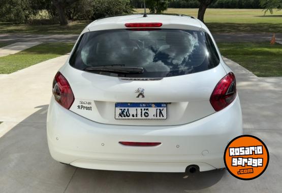 Autos - Peugeot 208 2020 Nafta 48500Km - En Venta