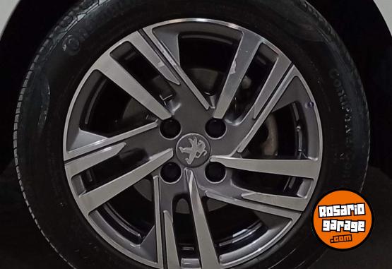 Autos - Peugeot 208 ALLURE 2022 Nafta 66765Km - En Venta