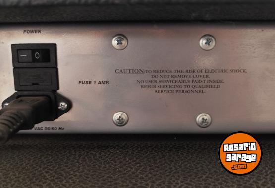 Instrumentos Musicales - Amplificador Decoud - En Venta