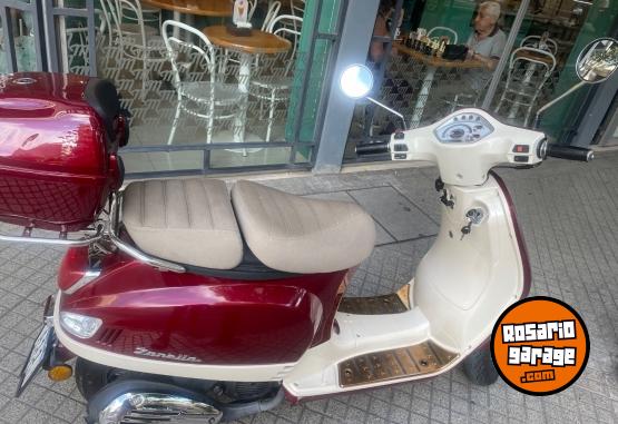 Motos - Zanella Styler 2019 Nafta 21000Km - En Venta