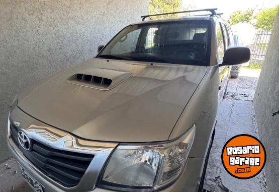 Camionetas - Toyota Hilux Dx 2015 Diesel 151000Km - En Venta